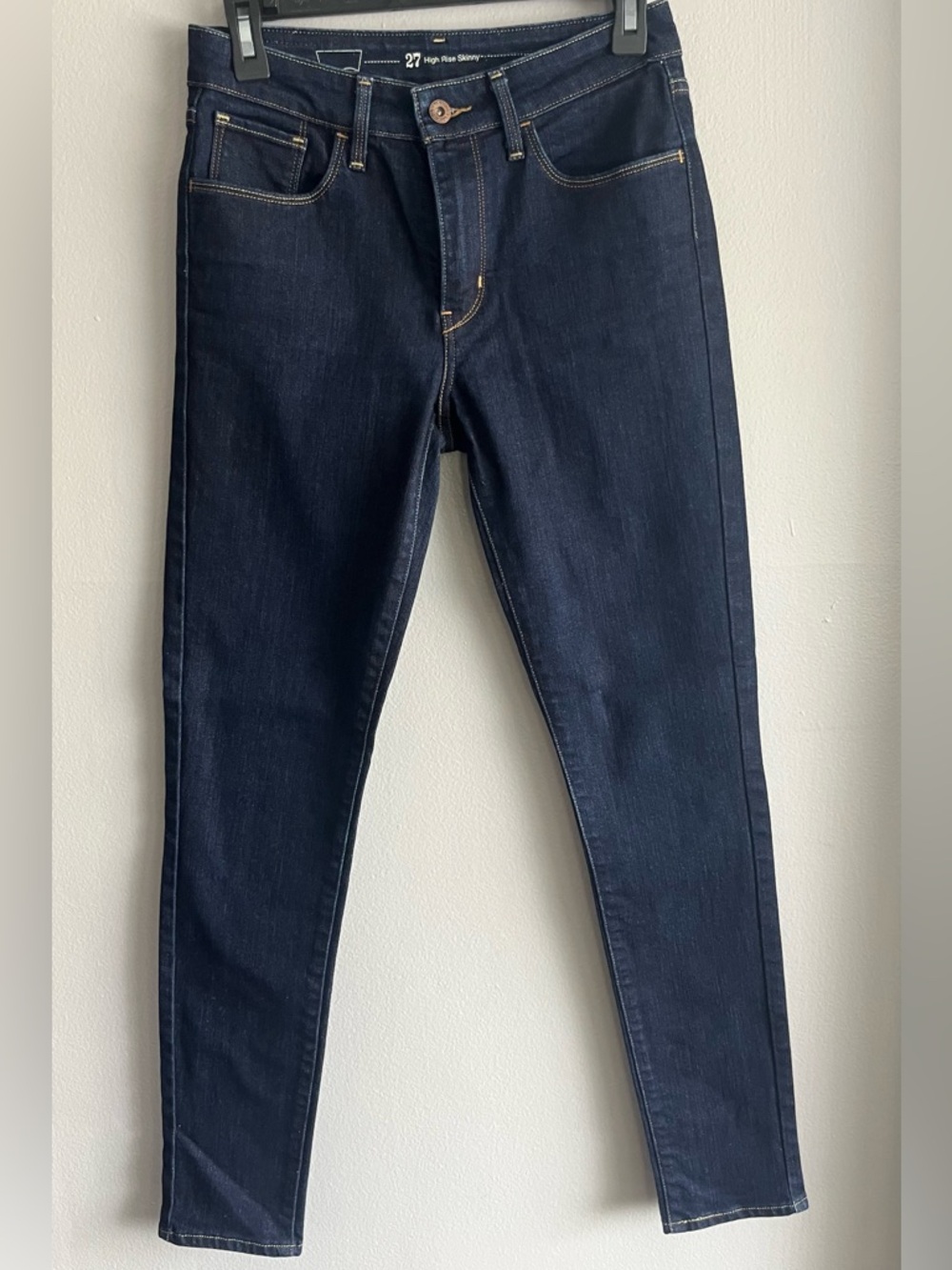 Levi's Women's High Rise Skinny Jeans in Dark Indigo